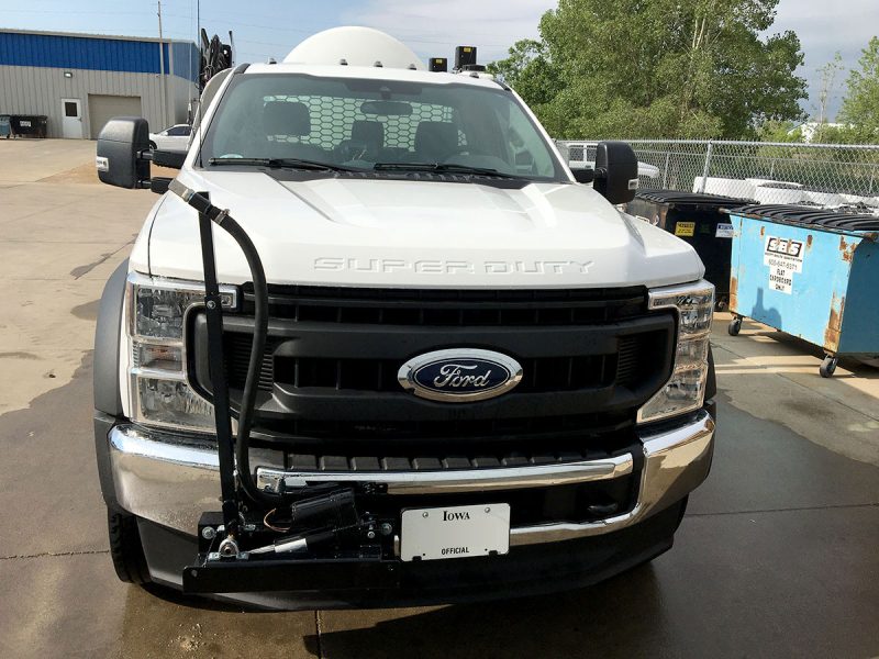 BENCO roadside spray solution with motorized front spray boom